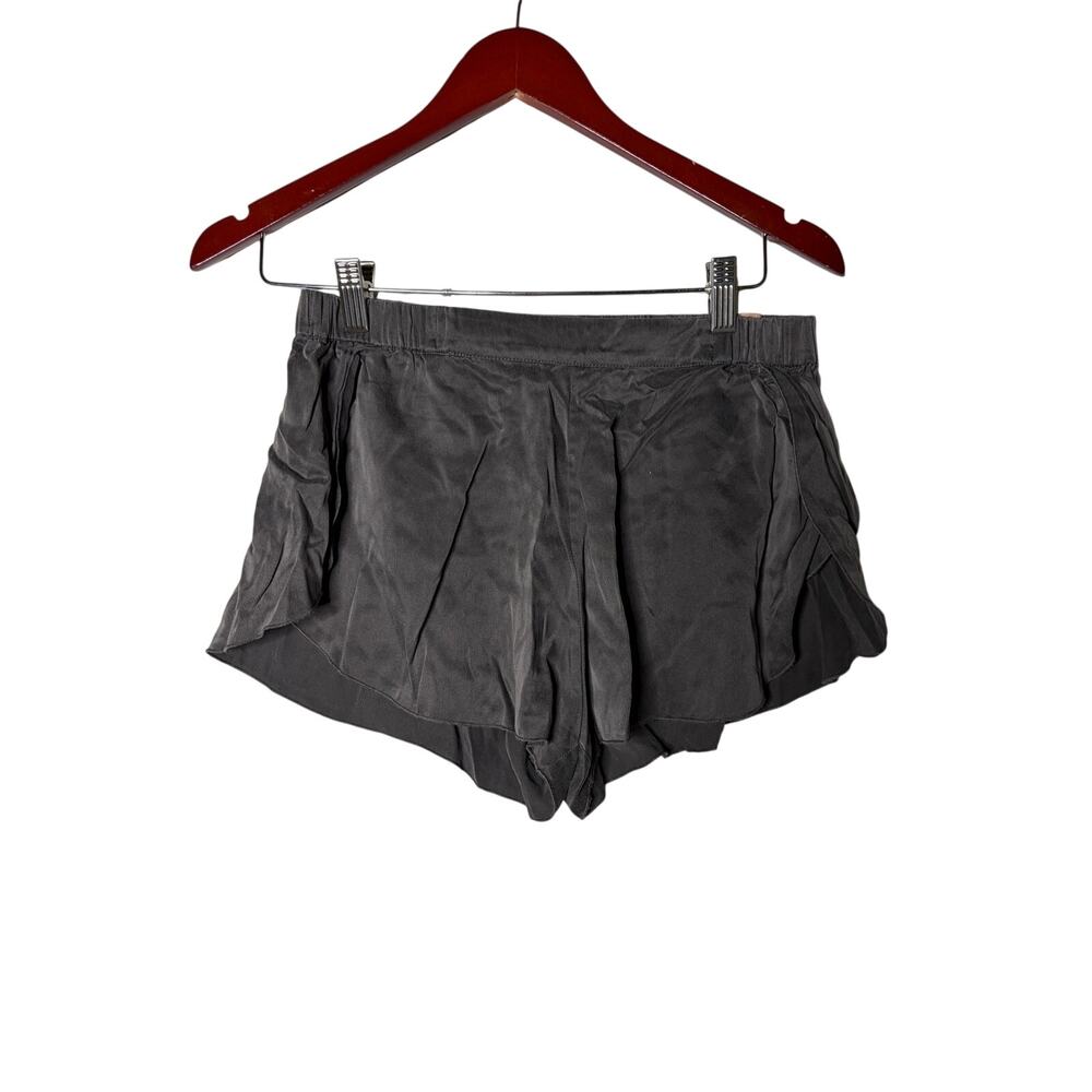 Lunya Washable Silk Tulip sleep shorts in grey sz S